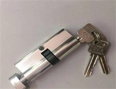 召陵24小时上门开锁公司